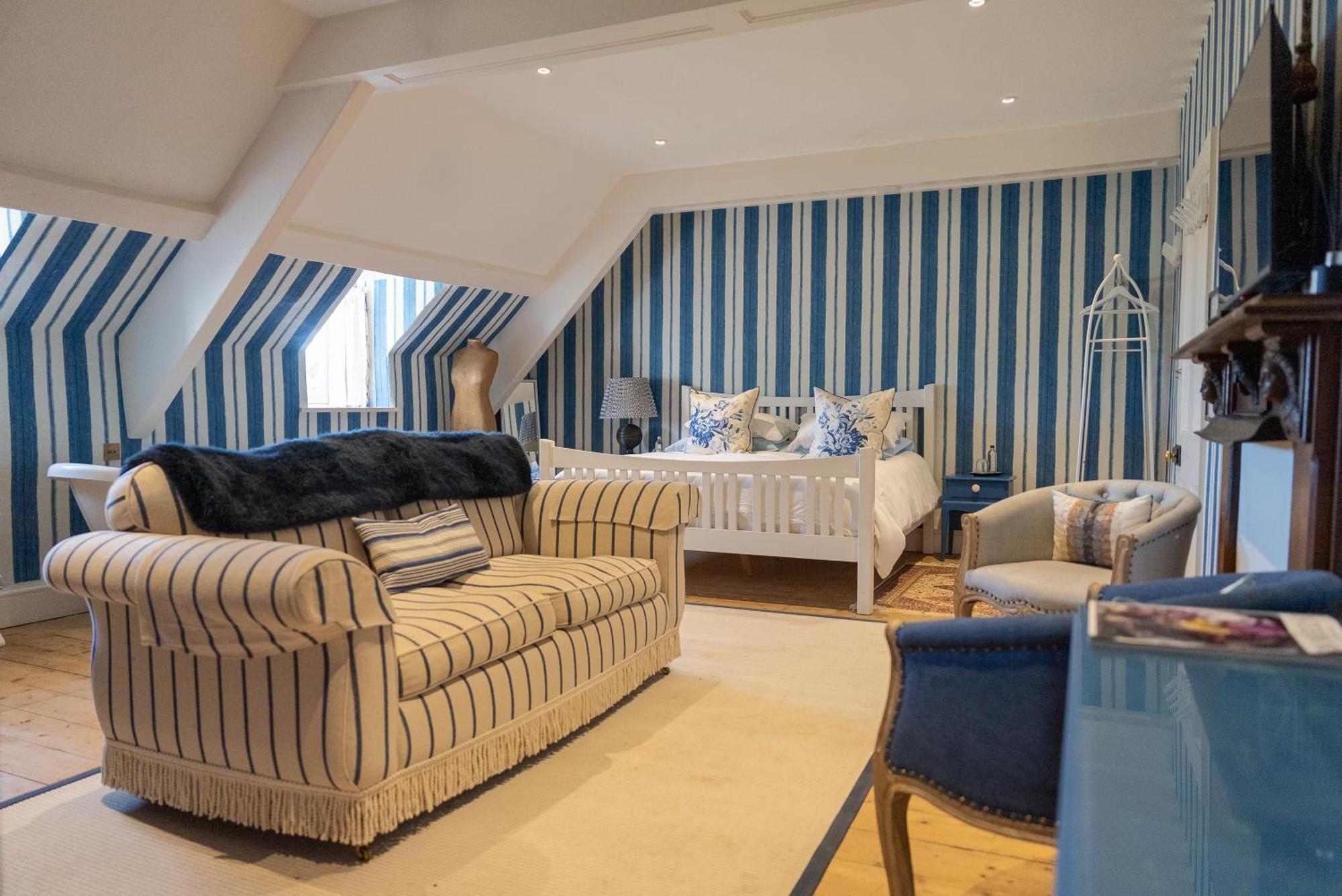 Gileston Manor Luxury B&B Барри Экстерьер фото